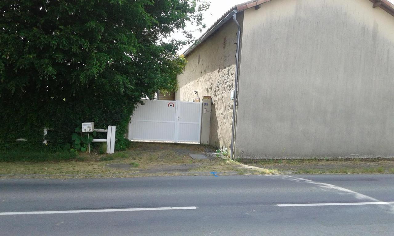 Bed and Breakfast Les Croisettes Le Pin  Екстер'єр фото